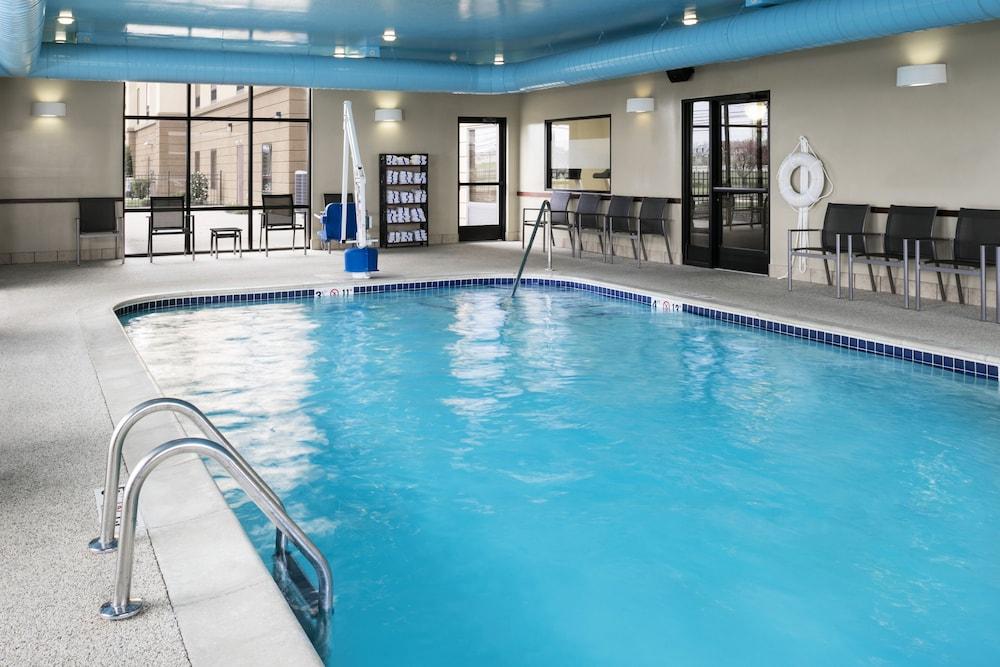 Hampton Inn & Suites Toledo-Perrysburg Rossford Exterior foto