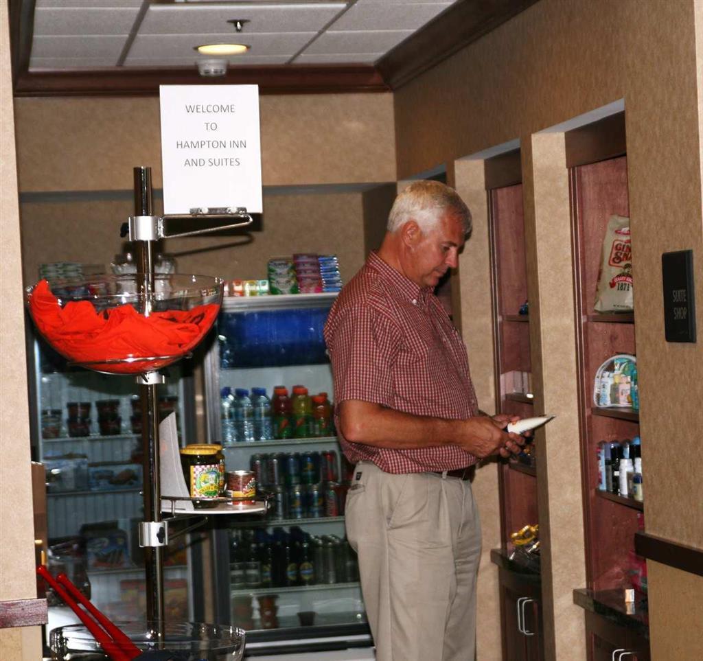 Hampton Inn & Suites Toledo-Perrysburg Rossford Habitación foto